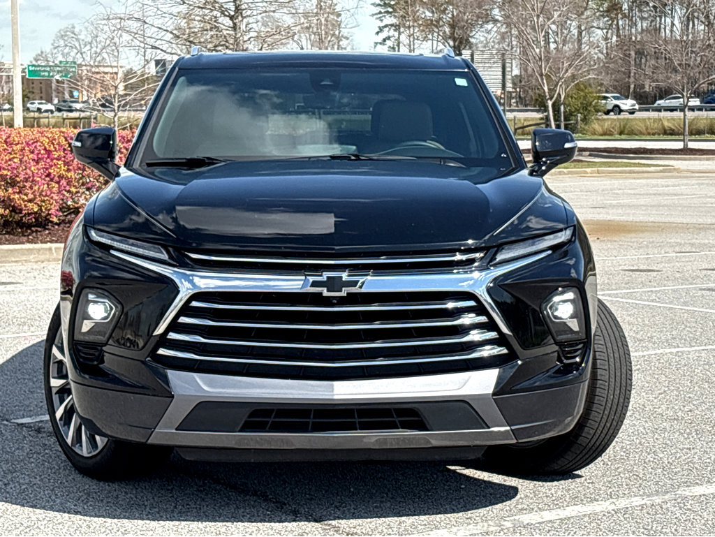 Used 2024 Chevrolet Blazer Premier w/ Driver Confidence II Package FWD image 2