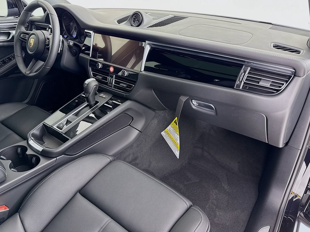 New 2026 Porsche Macan S AWD/4WD image 31