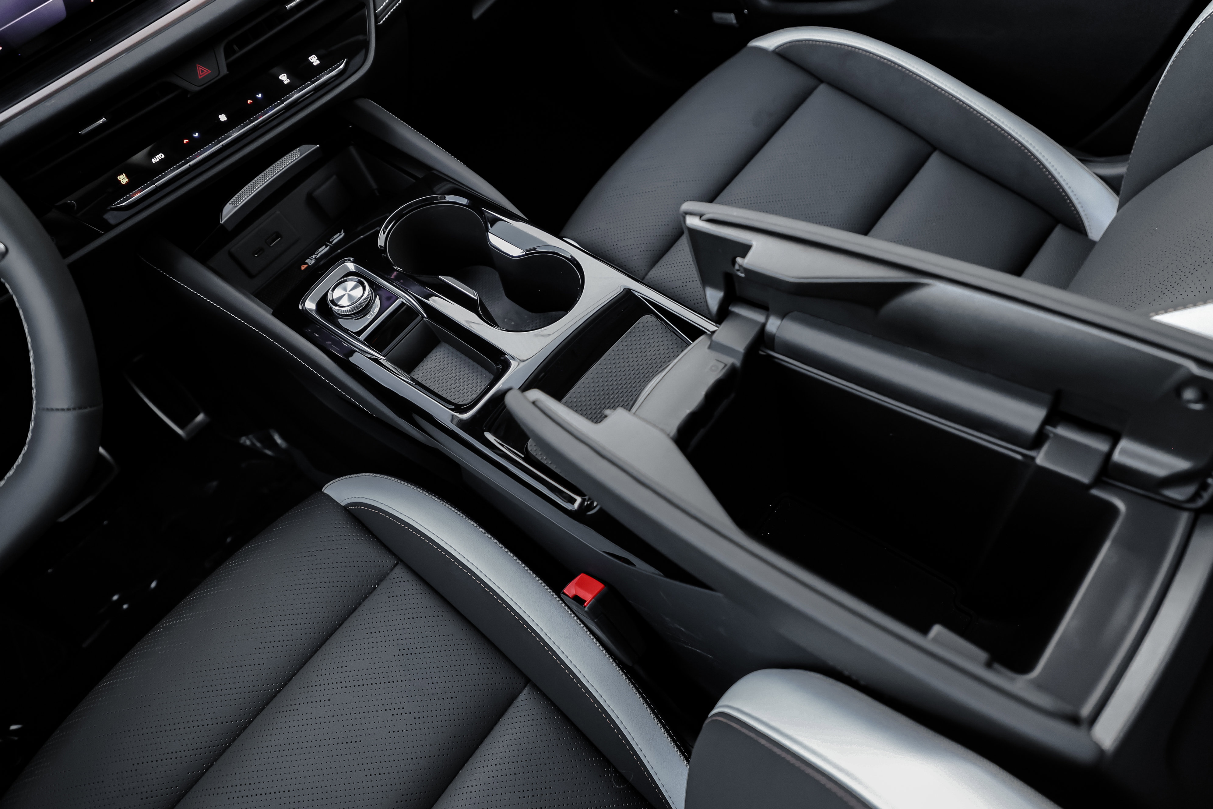 New 2025 Buick Envision Sport Touring image 33