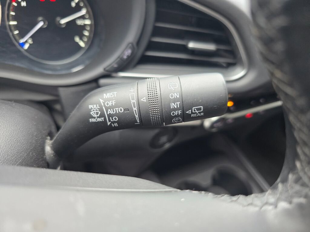 Used 2021 MAZDA CX-30 FWD 2.5 S w/ Select Package image 26