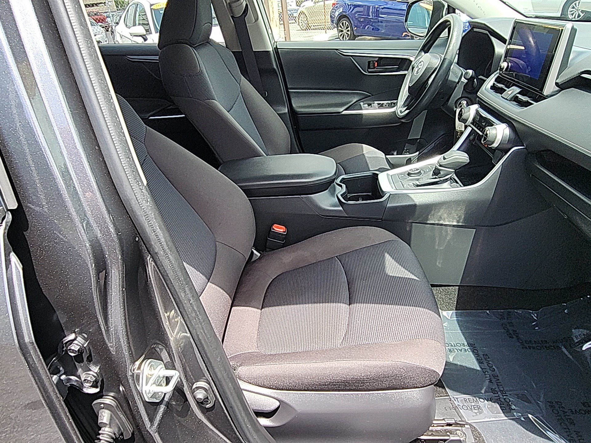 Certified 2025 Toyota RAV4 LE AWD/4WD image 28
