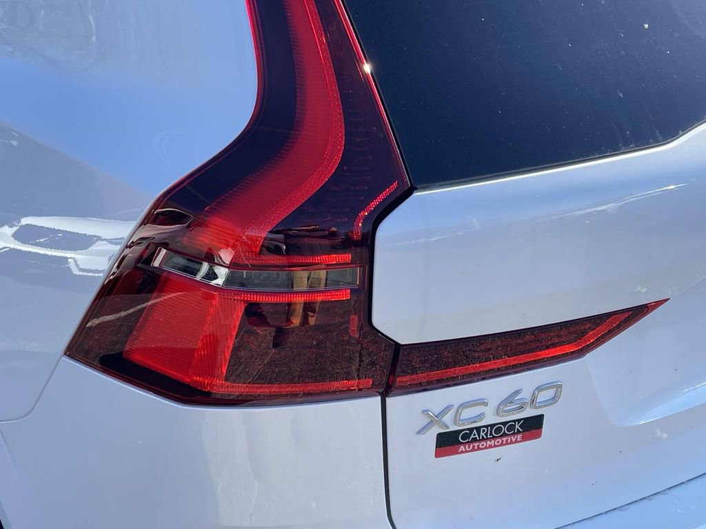 New 2026 Volvo XC60 B5 Plus w/ Climate Package image 10