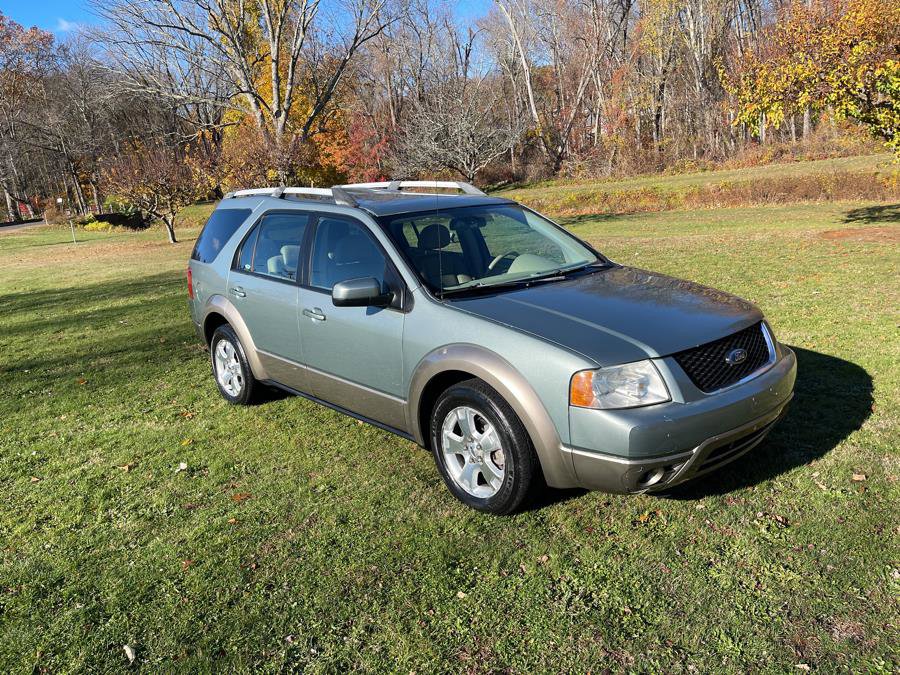 Used 2006 Ford Freestyle SEL image 2