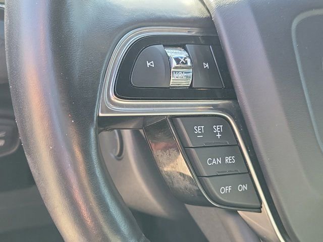 Certified 2019 Lincoln Nautilus Reserve image 26