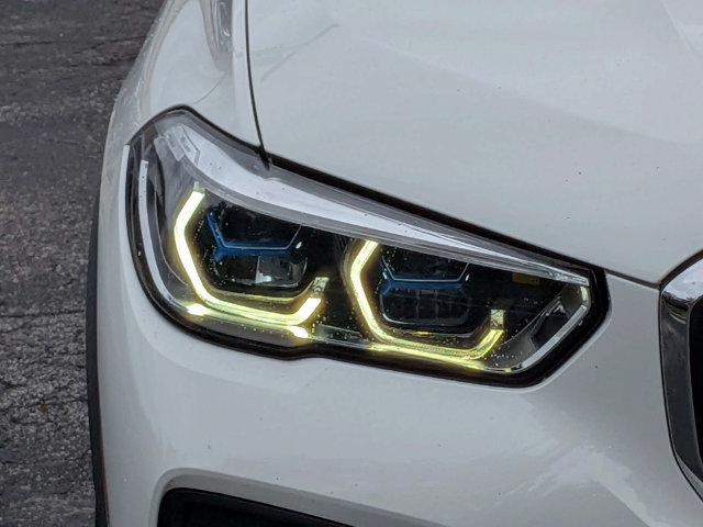 Used 2022 BMW X5 sDrive40i w/ Executive Package RWD image 9