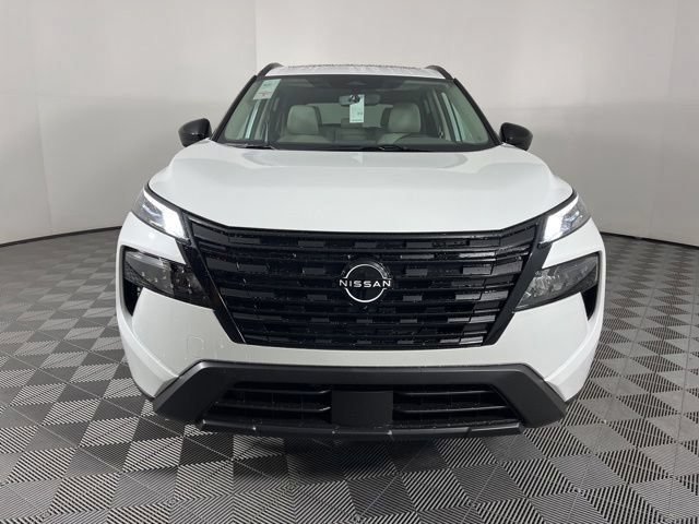 New 2026 Nissan Rogue Dark Armor FWD image 5
