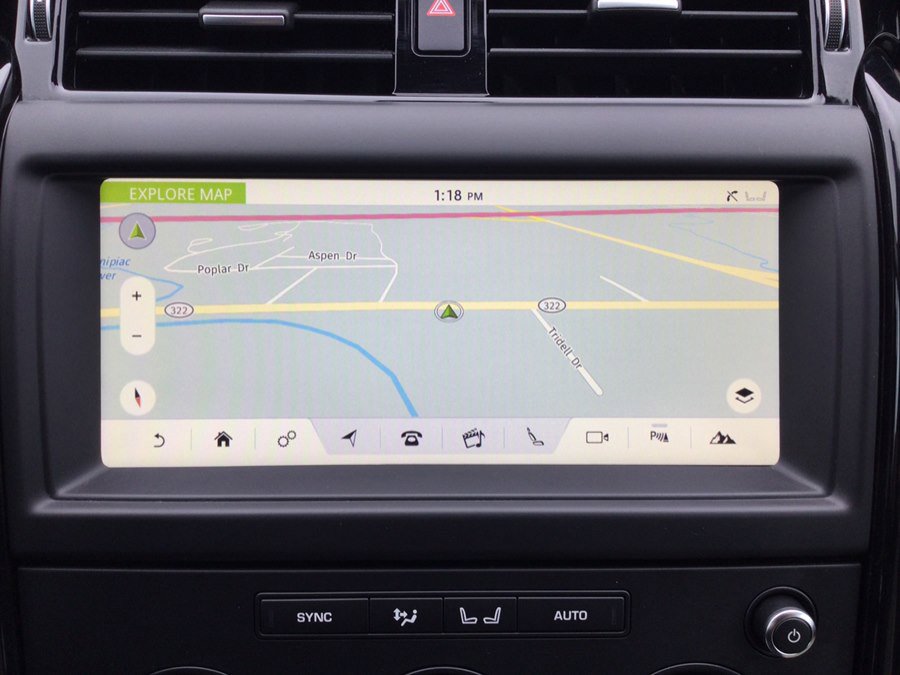 Used 2018 Land Rover Discovery SE image 28