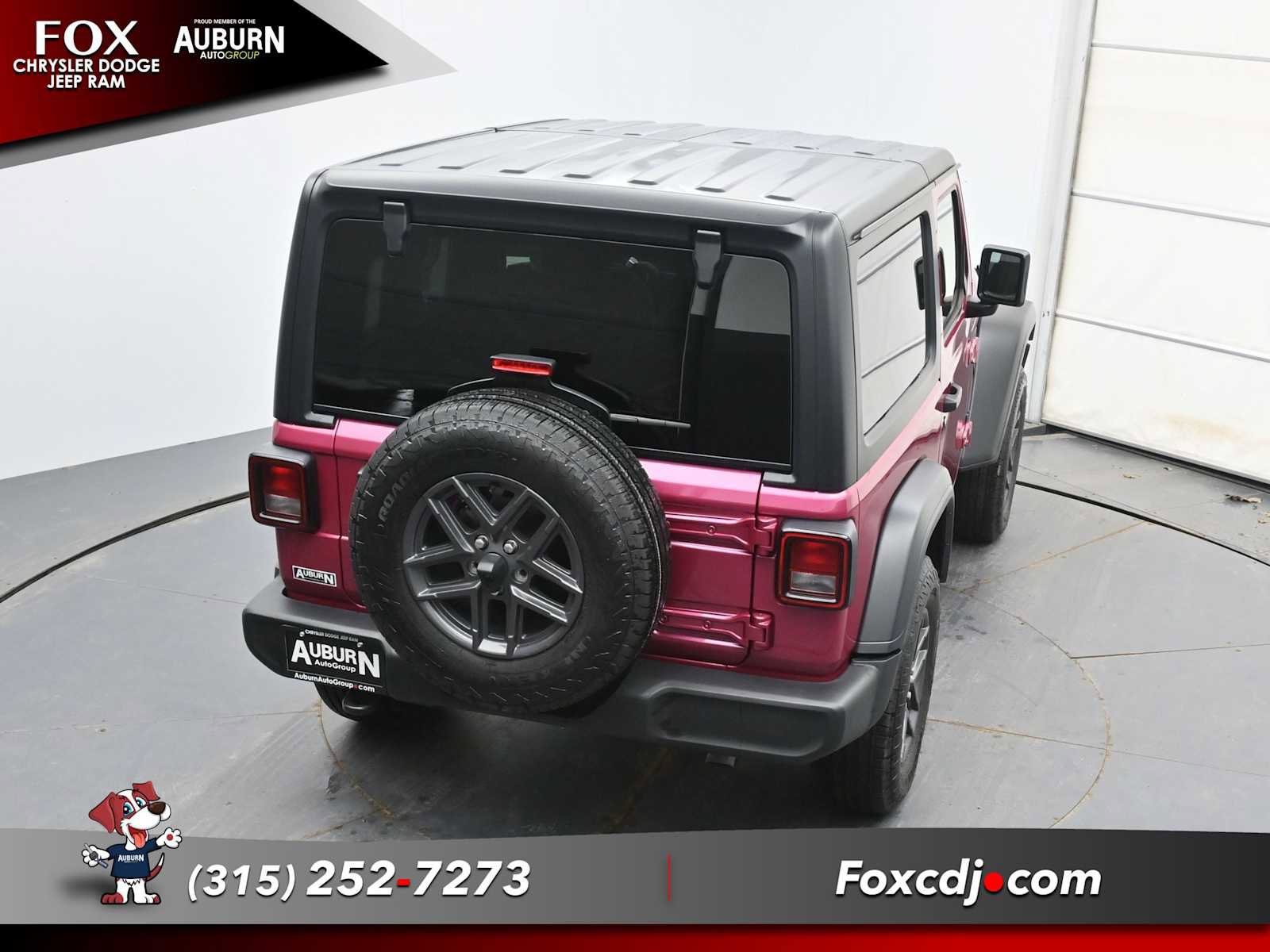 Used 2024 Jeep Wrangler Sport image 29