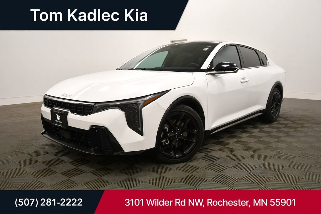Certified 2025 Kia K4 GT-Line Turbo FWD image 1