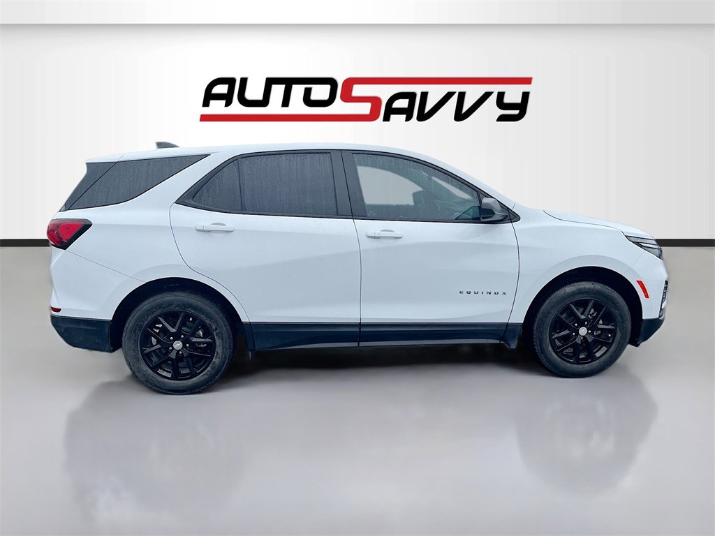 Used 2022 Chevrolet Equinox LS w/ LS Convenience Package image 8