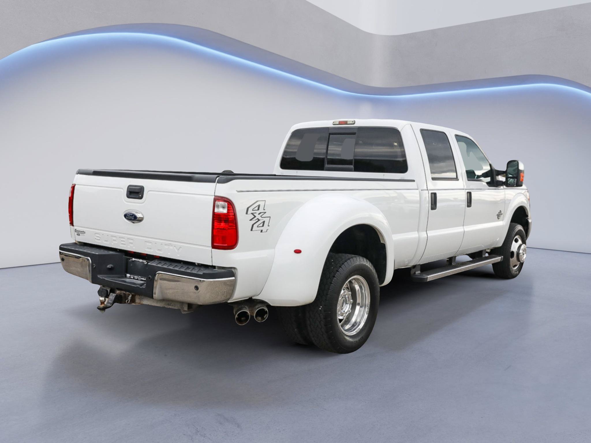 Used 2014 Ford F350 XLT w/ XLT Premium Package AWD/4WD image 8