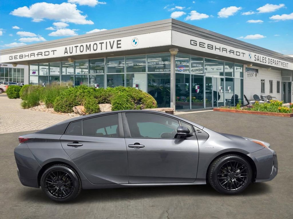 Used 2016 Toyota Prius Four w/ Advanced Technology Package image 4