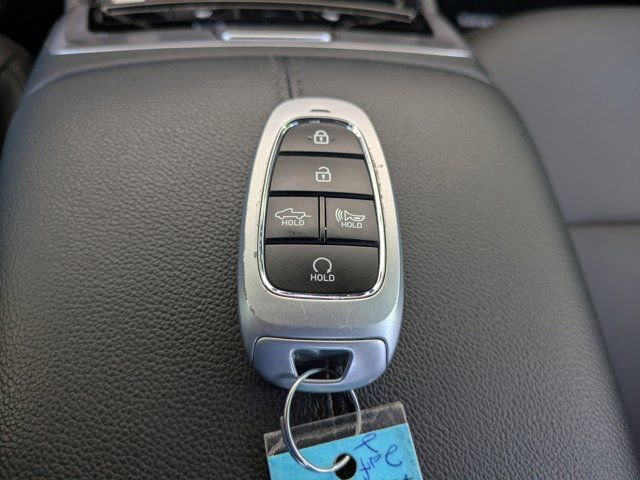 Used 2024 Hyundai Santa Cruz Night image 31