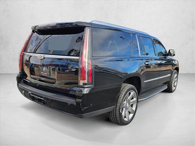 Used 2020 Cadillac Escalade ESV Luxury AWD/4WD image 5
