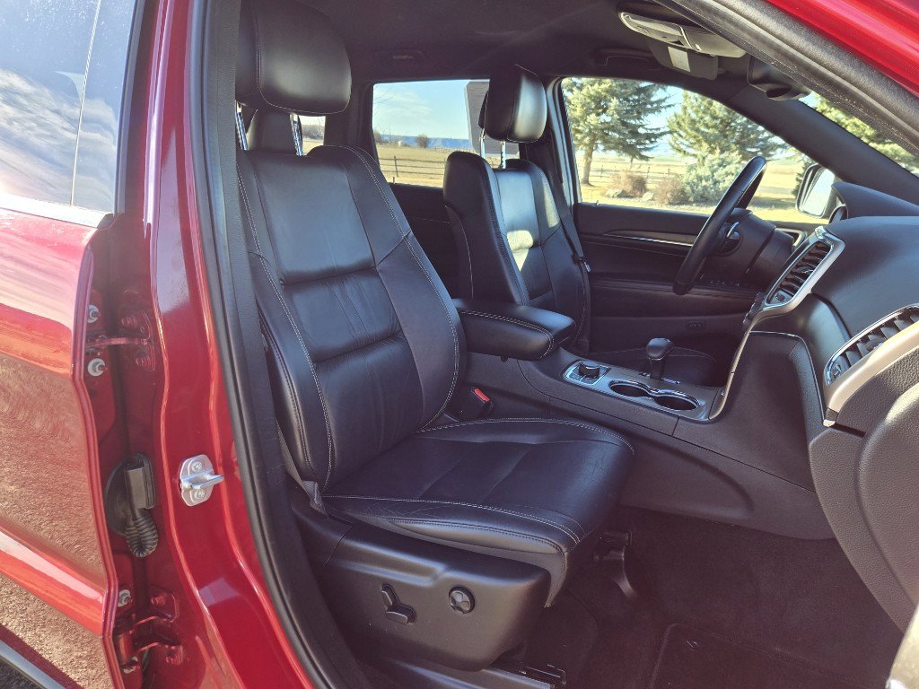 Used 2015 Jeep Grand Cherokee Limited image 13