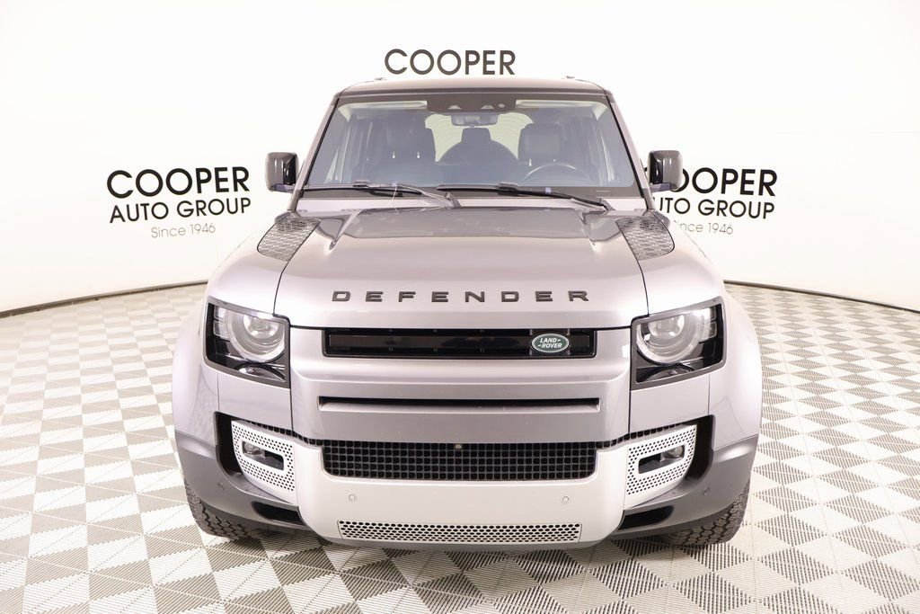 Used 2020 Land Rover Defender 110 HSE image 9