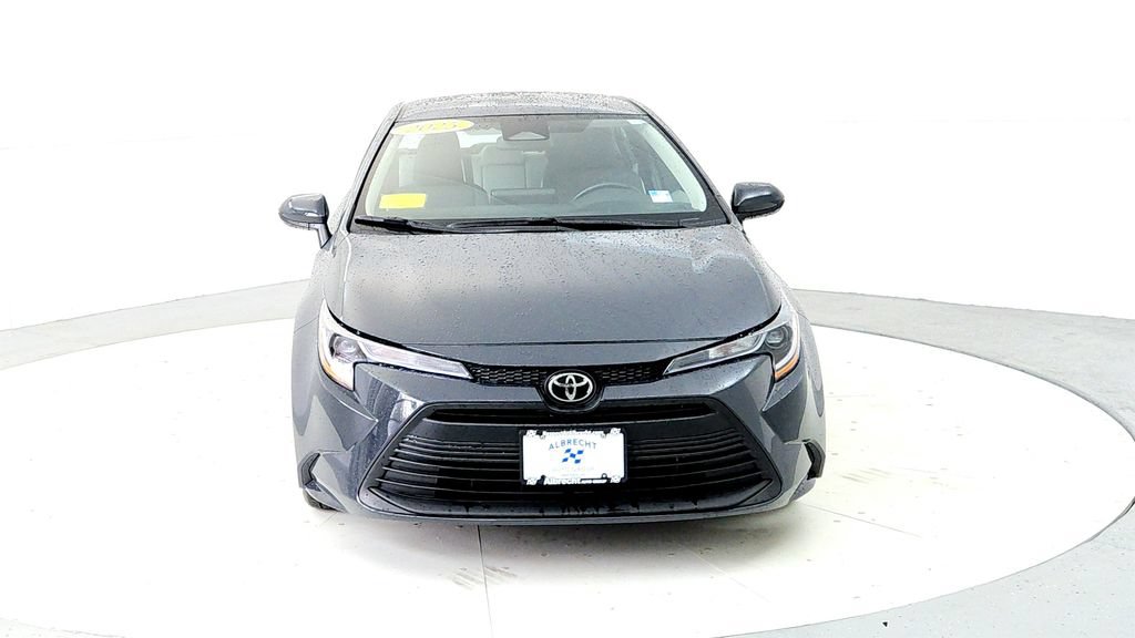 Certified 2025 Toyota Corolla LE w/ Convenience Package FWD image 8