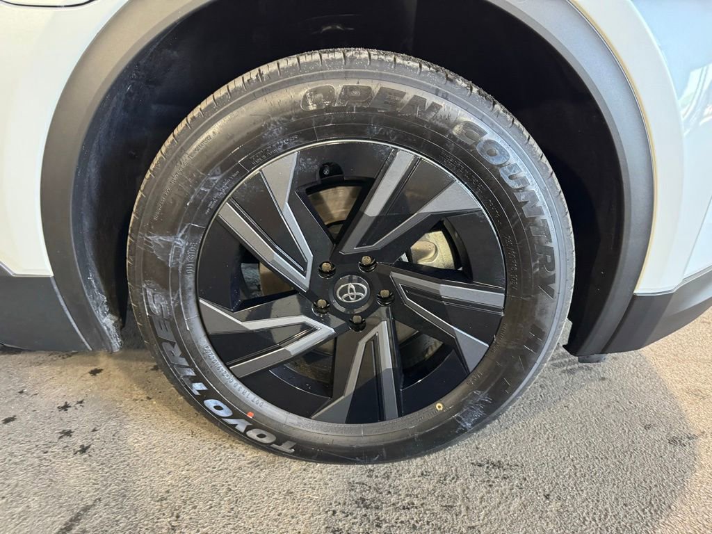 New 2026 Toyota C-HR AWD/4WD image 7