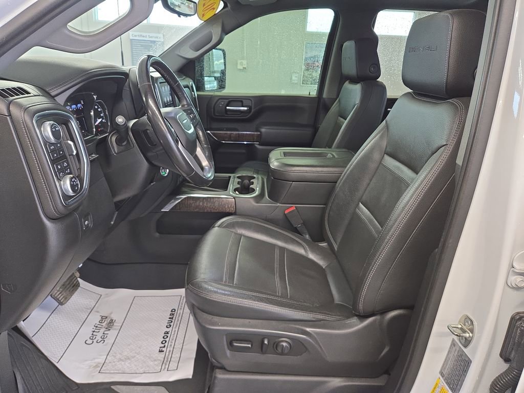 Used 2020 GMC Sierra 3500 Denali w/ Denali Ultimate Package AWD/4WD image 14