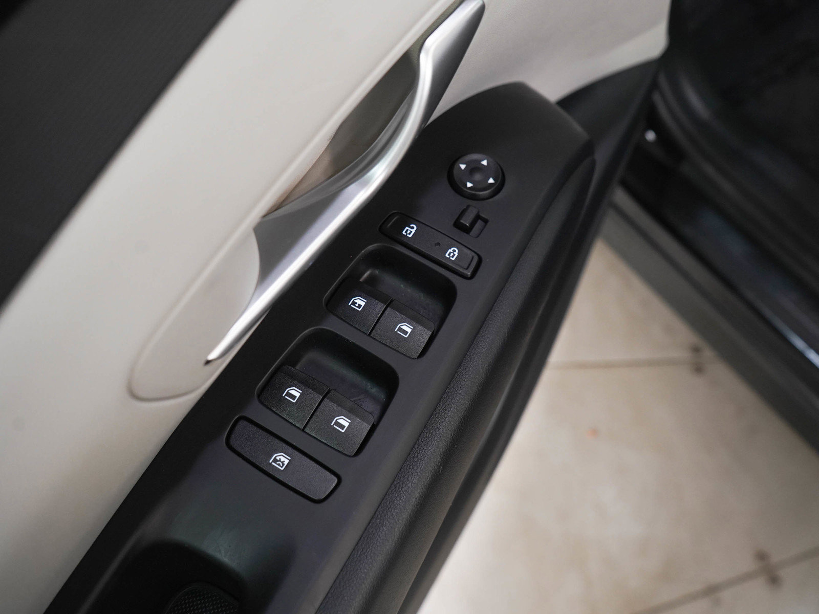 Certified 2024 Hyundai Tucson SE image 19