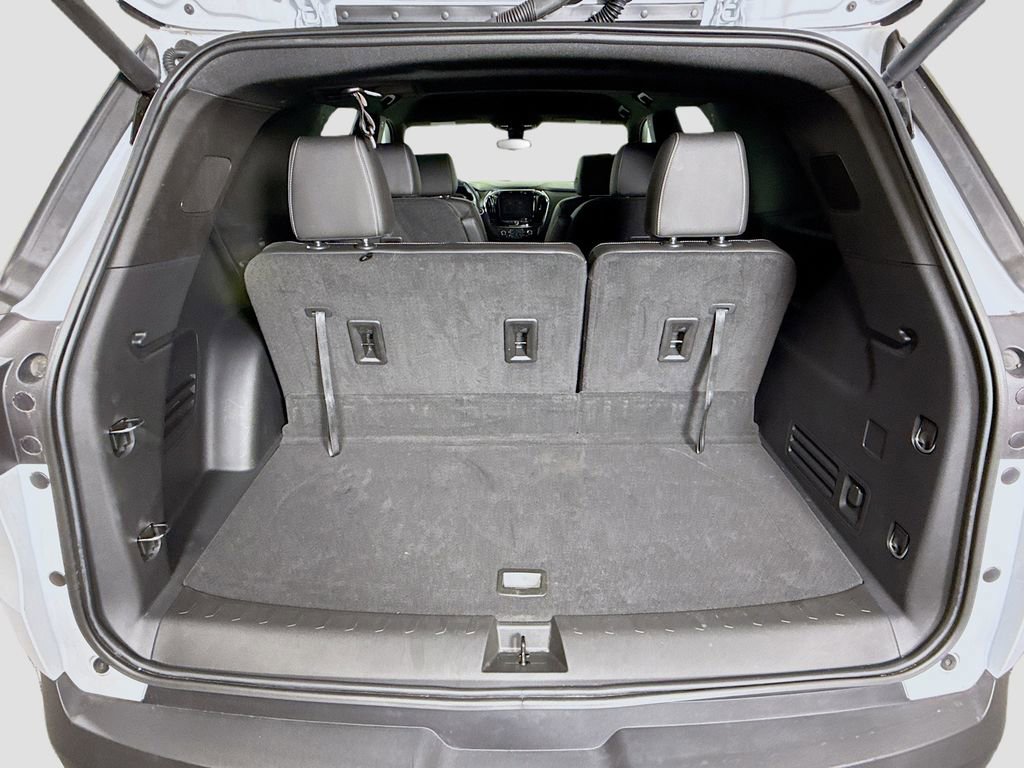 Used 2024 Chevrolet Traverse LT image 24
