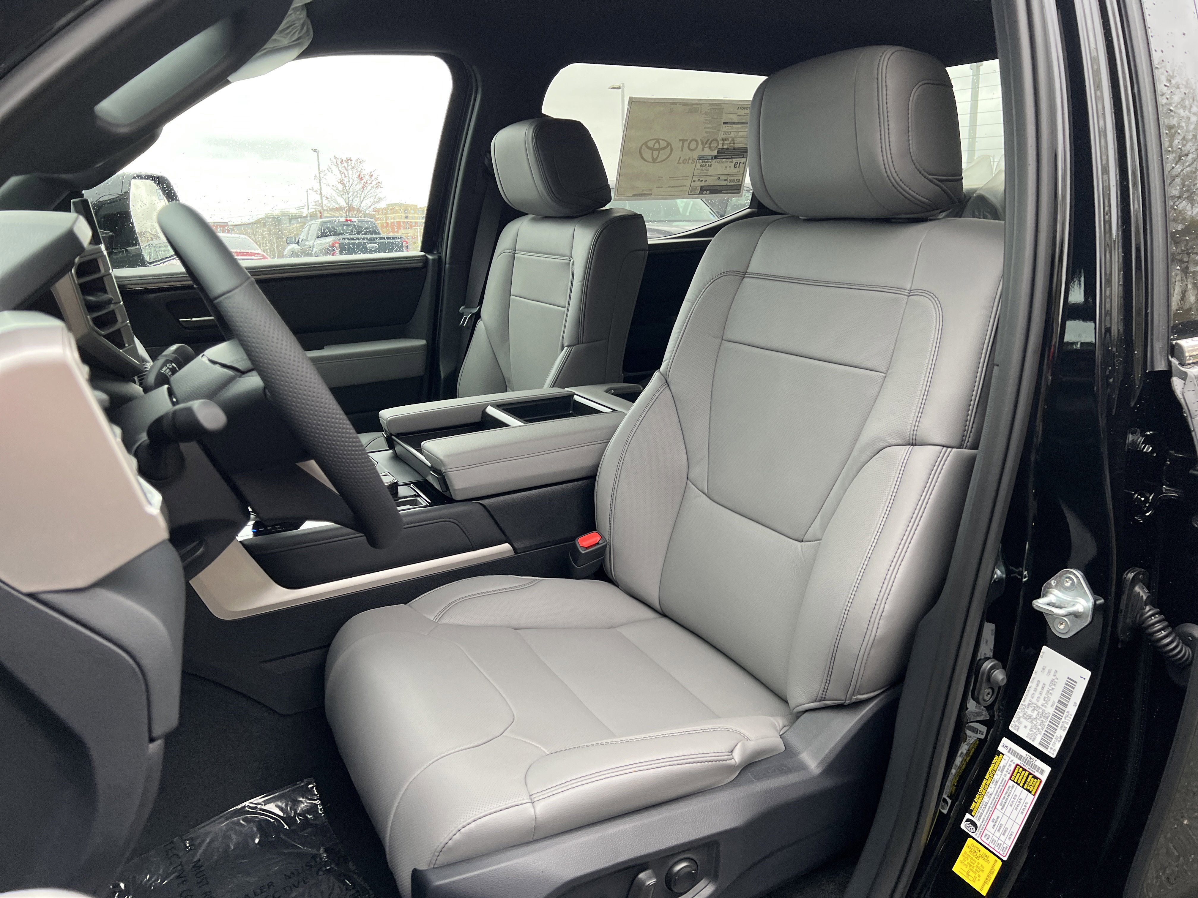 New 2026 Toyota Tundra Limited AWD/4WD image 13