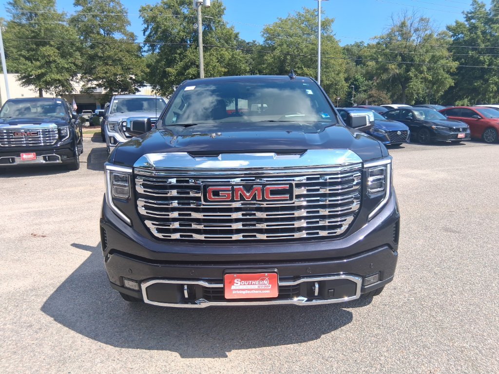 Used 2025 GMC Sierra 1500 Denali w/ Denali Reserve Package AWD/4WD image 2