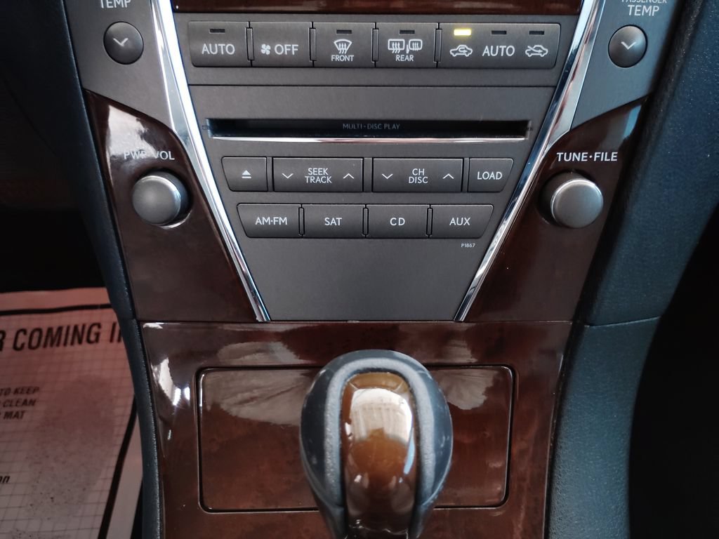 Used 2011 Lexus ES 350 w/ Preferred Accessory Package FWD image 32