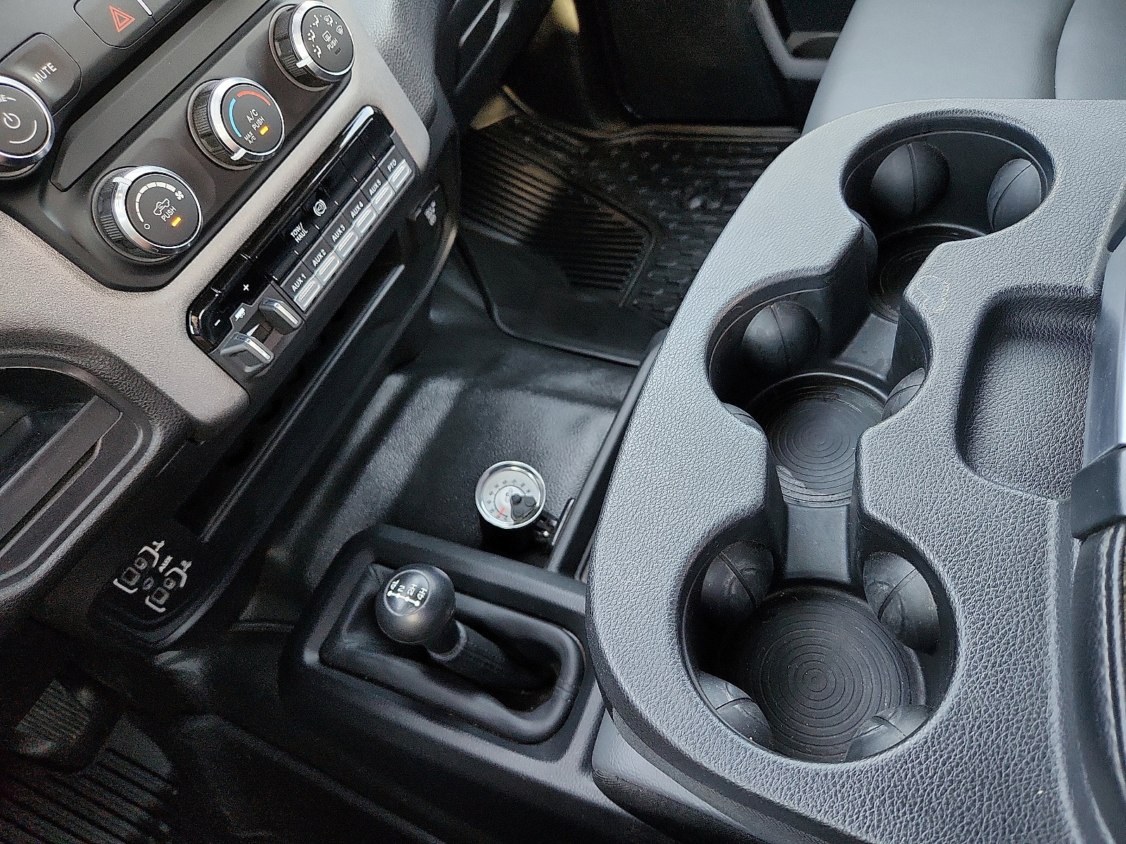 Used 2021 RAM 5500 Tradesman w/ Chrome Appearance Group image 20