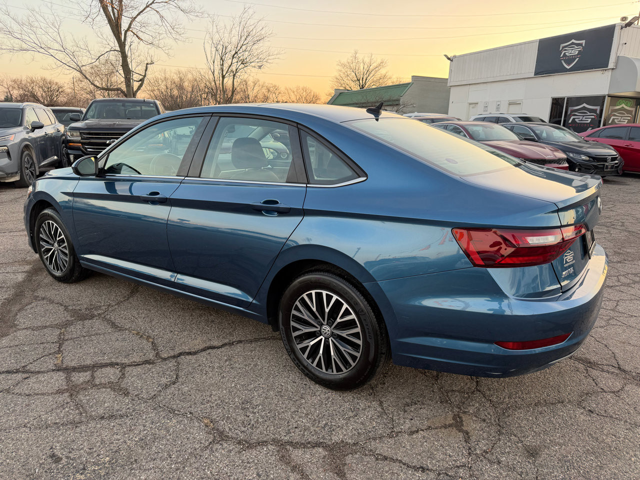 Used 2020 Volkswagen Jetta SE image 4