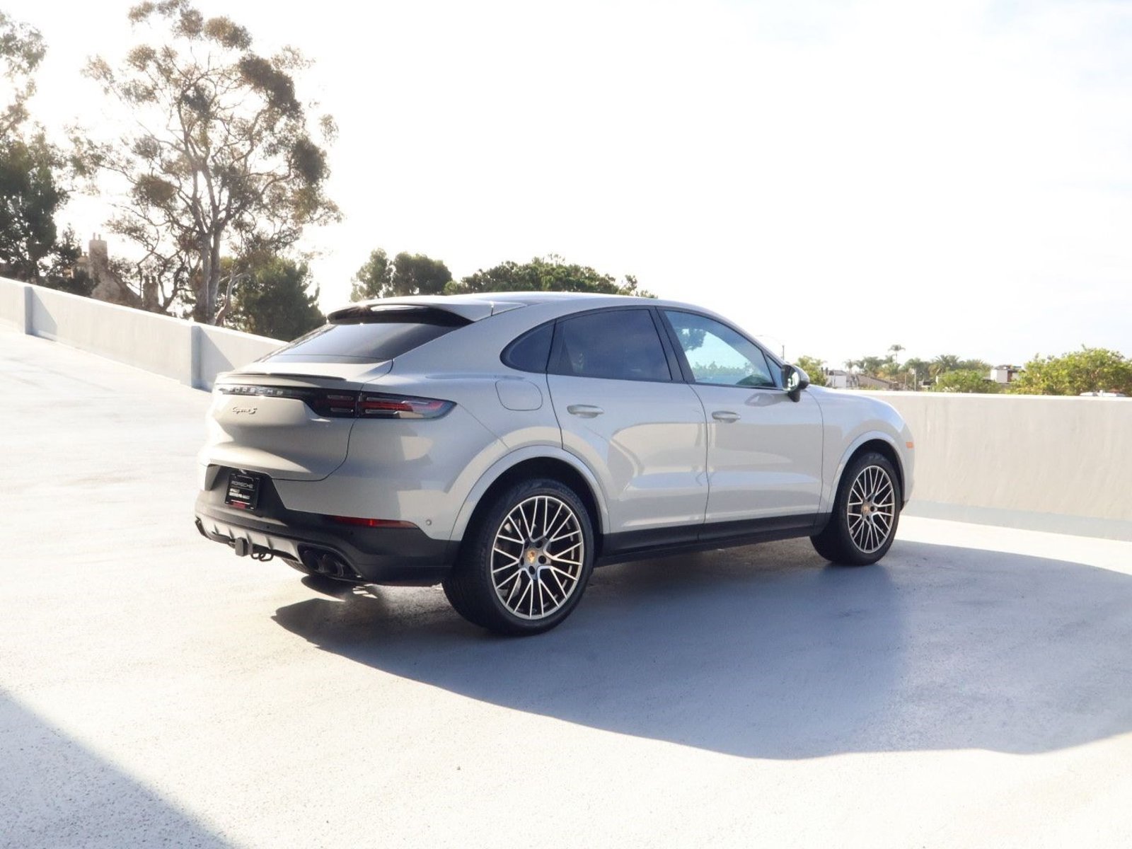 Certified 2023 Porsche Cayenne S AWD/4WD image 8