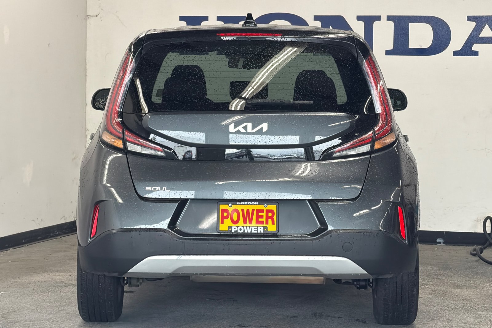 Used 2023 Kia Soul LX w/ LX Technology Package FWD image 4