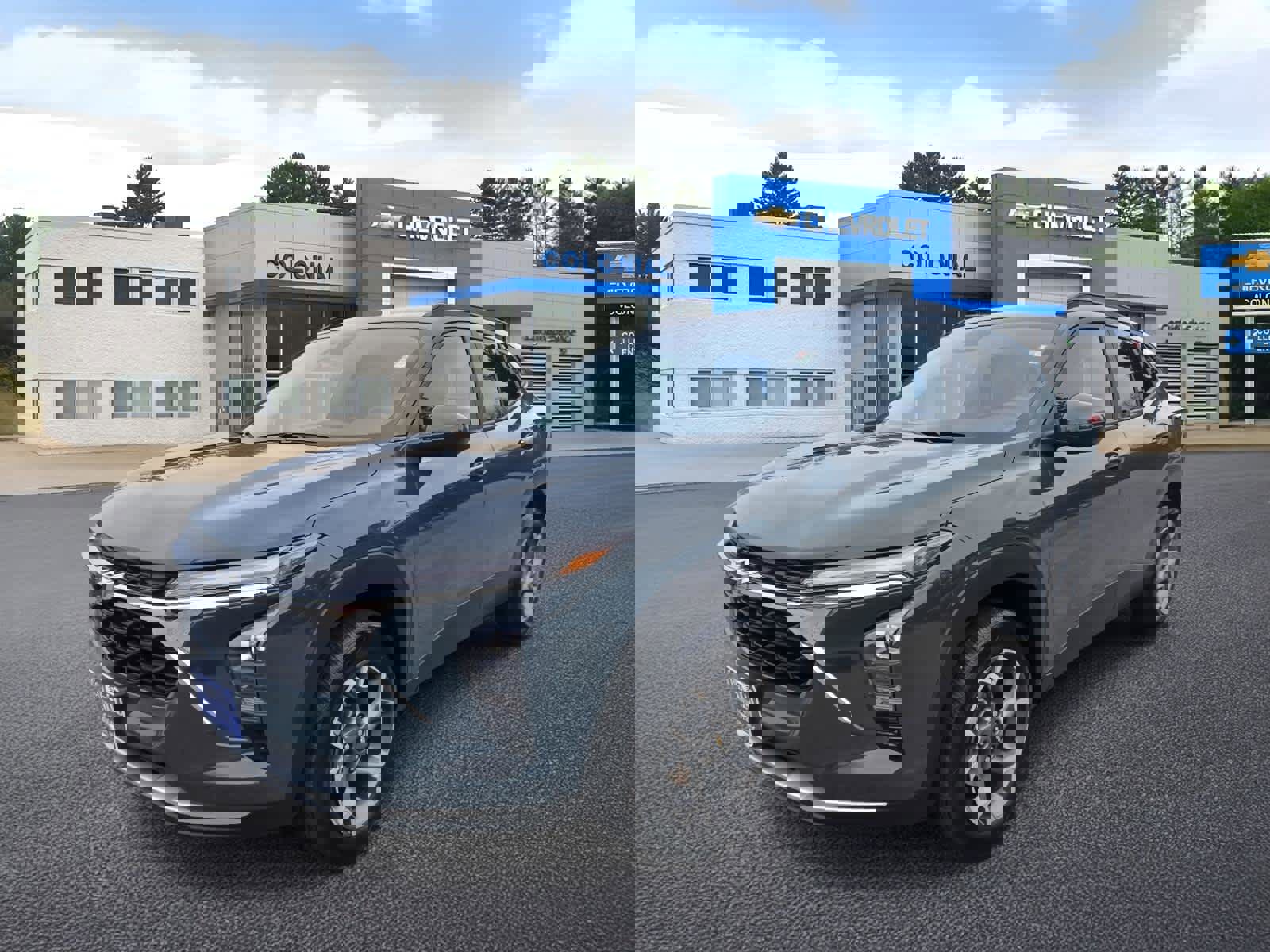 Used 2025 Chevrolet Trax LT