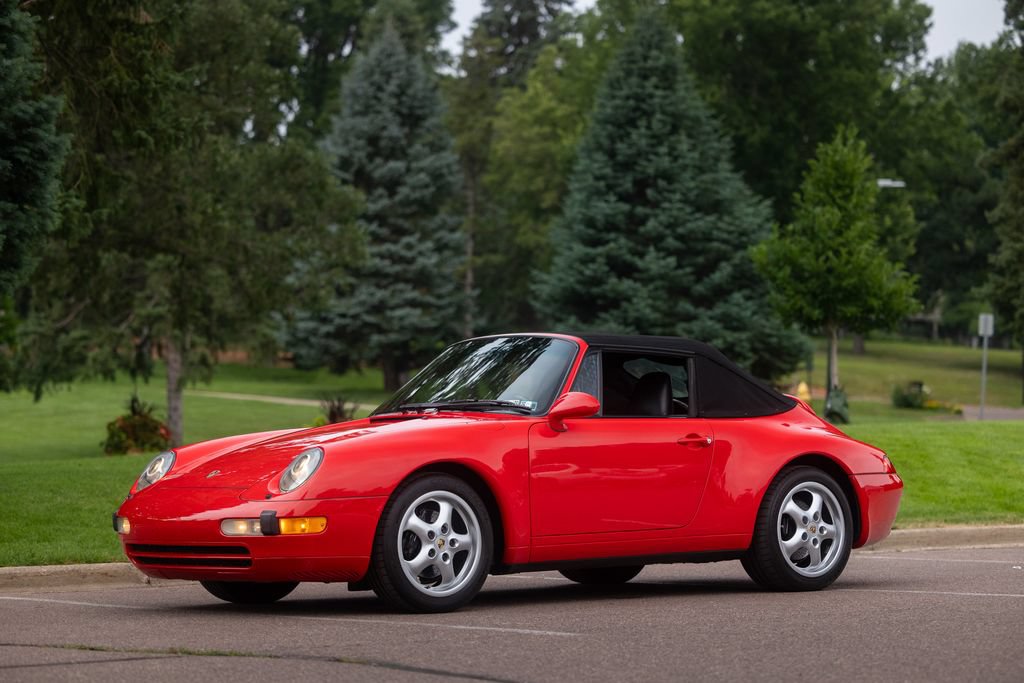 Used 1995 Porsche 911 Carrera RWD image 11