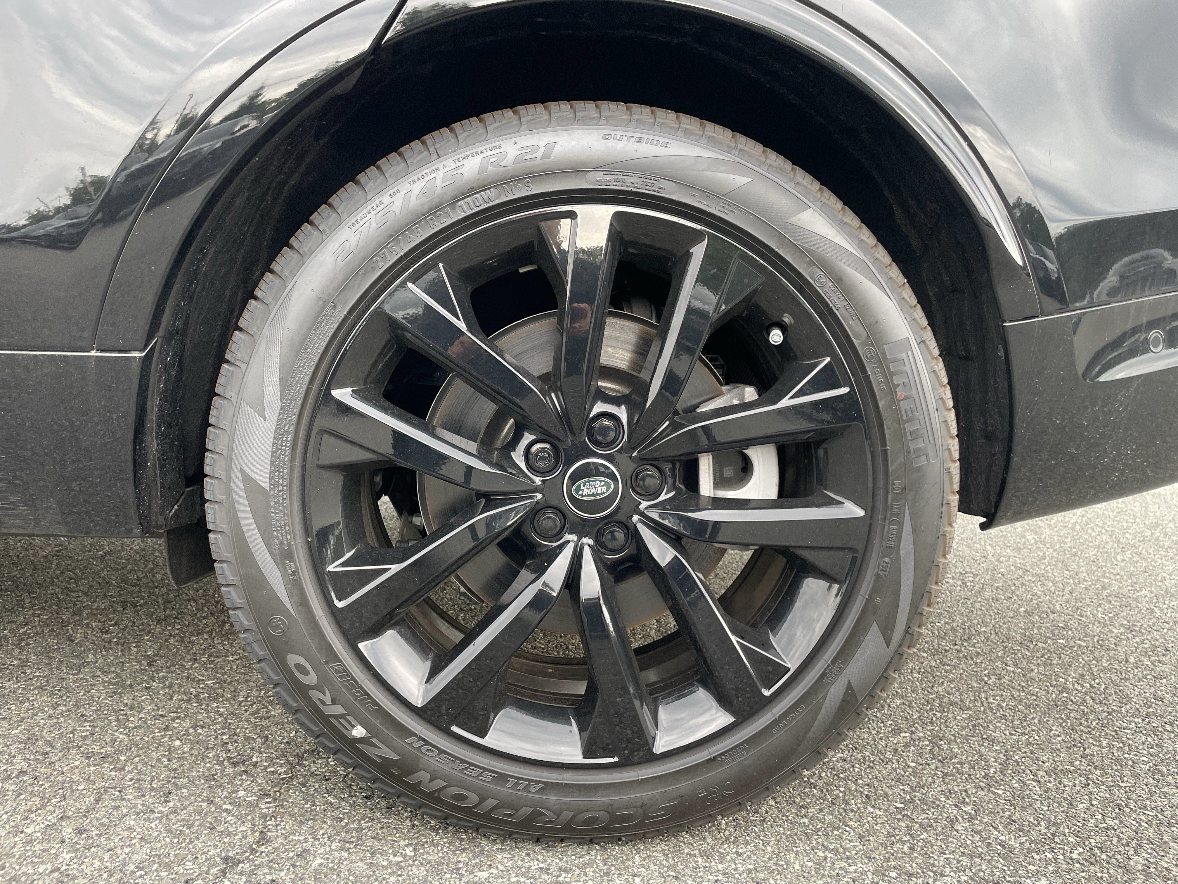 New 2026 Land Rover Discovery Limited Edition AWD/4WD image 10