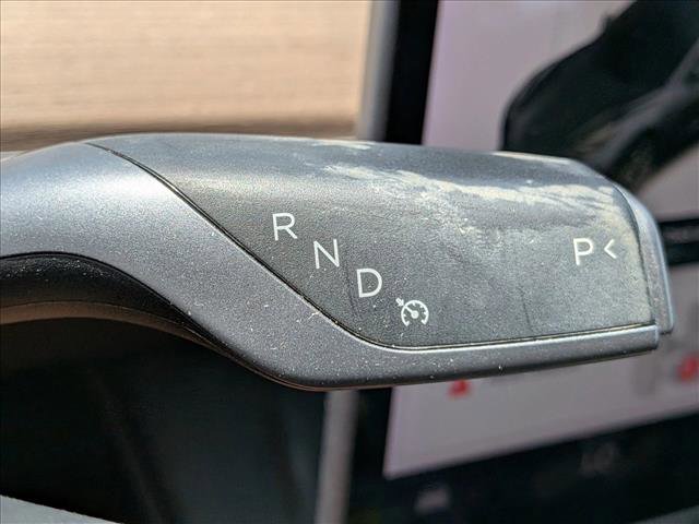 Used 2021 Tesla Model 3 Standard Range Plus image 14