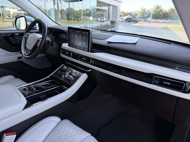 Certified 2022 Lincoln Aviator Black Label Grand Touring w/ Class IV Trailer Tow Package image 22