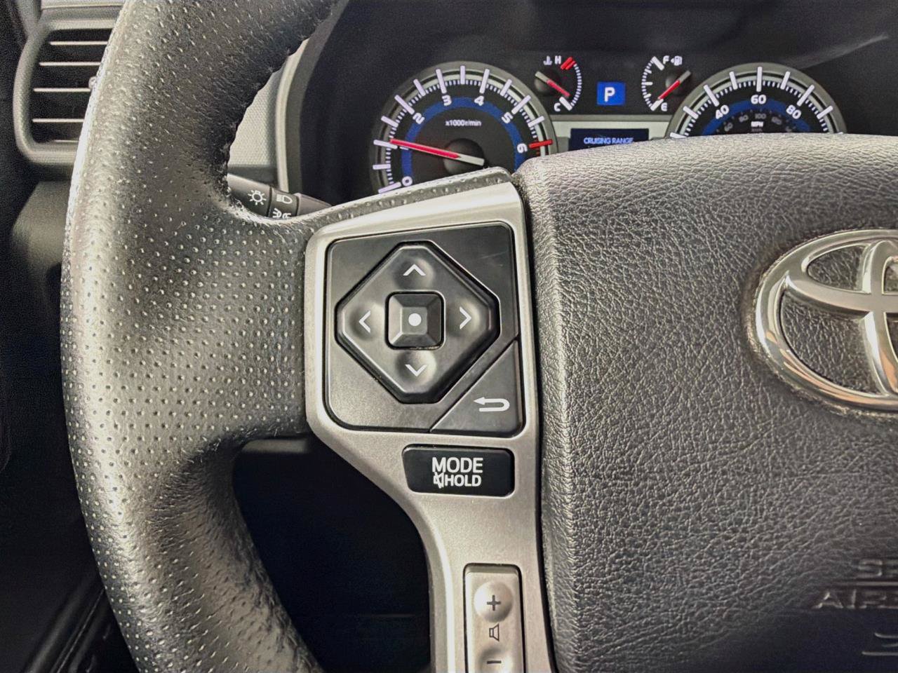 Used 2014 Toyota 4Runner Limited AWD/4WD image 48