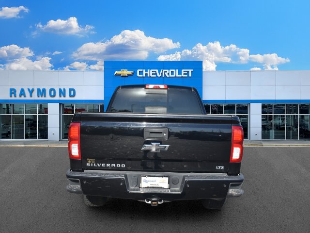 Used 2018 Chevrolet Silverado 1500 LTZ Z71 w/ LTZ Plus Package AWD/4WD image 4