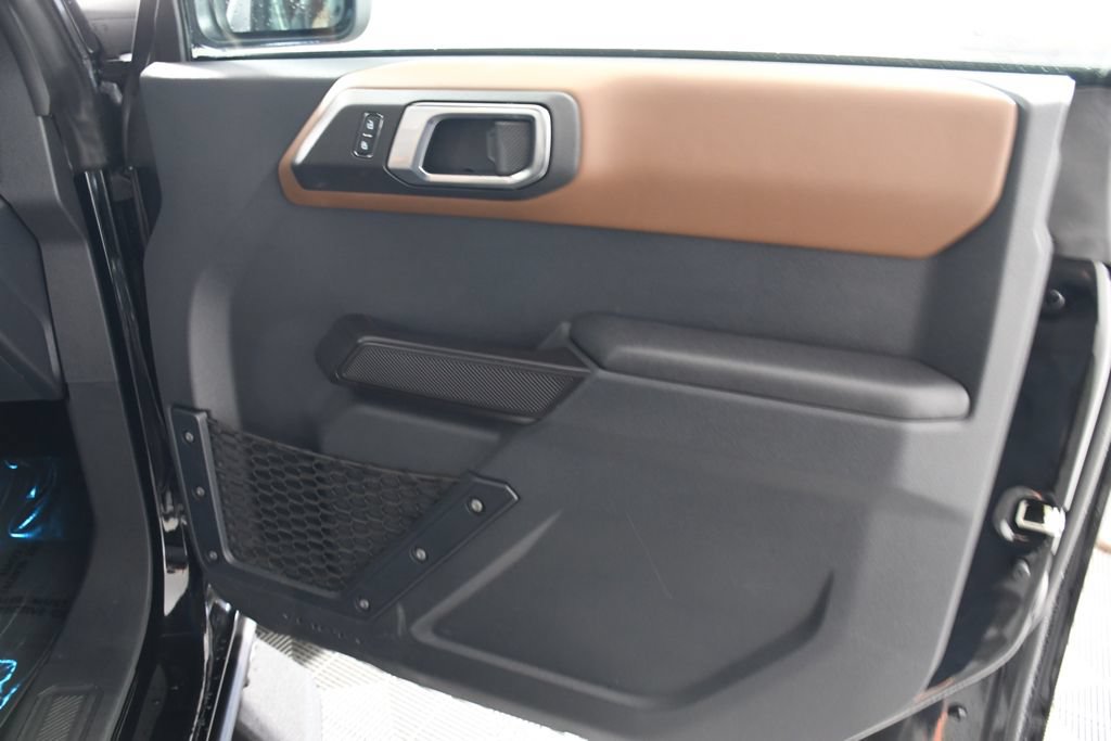 Used 2024 Ford Bronco Outer Banks AWD/4WD image 18