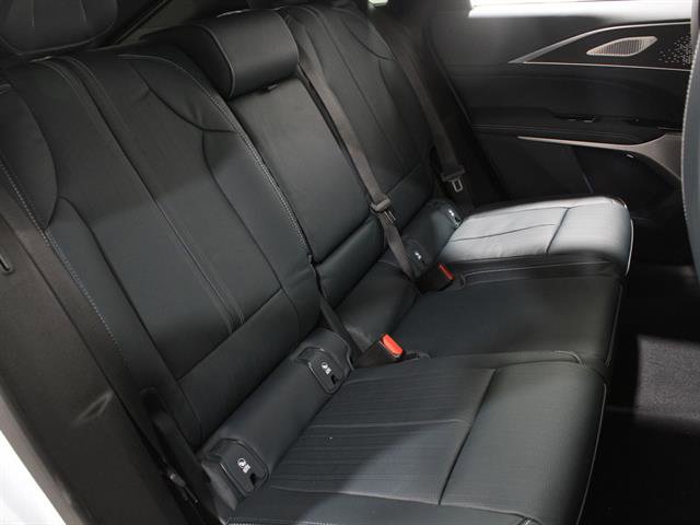 New 2026 Cadillac Lyriq Signature Sport image 19