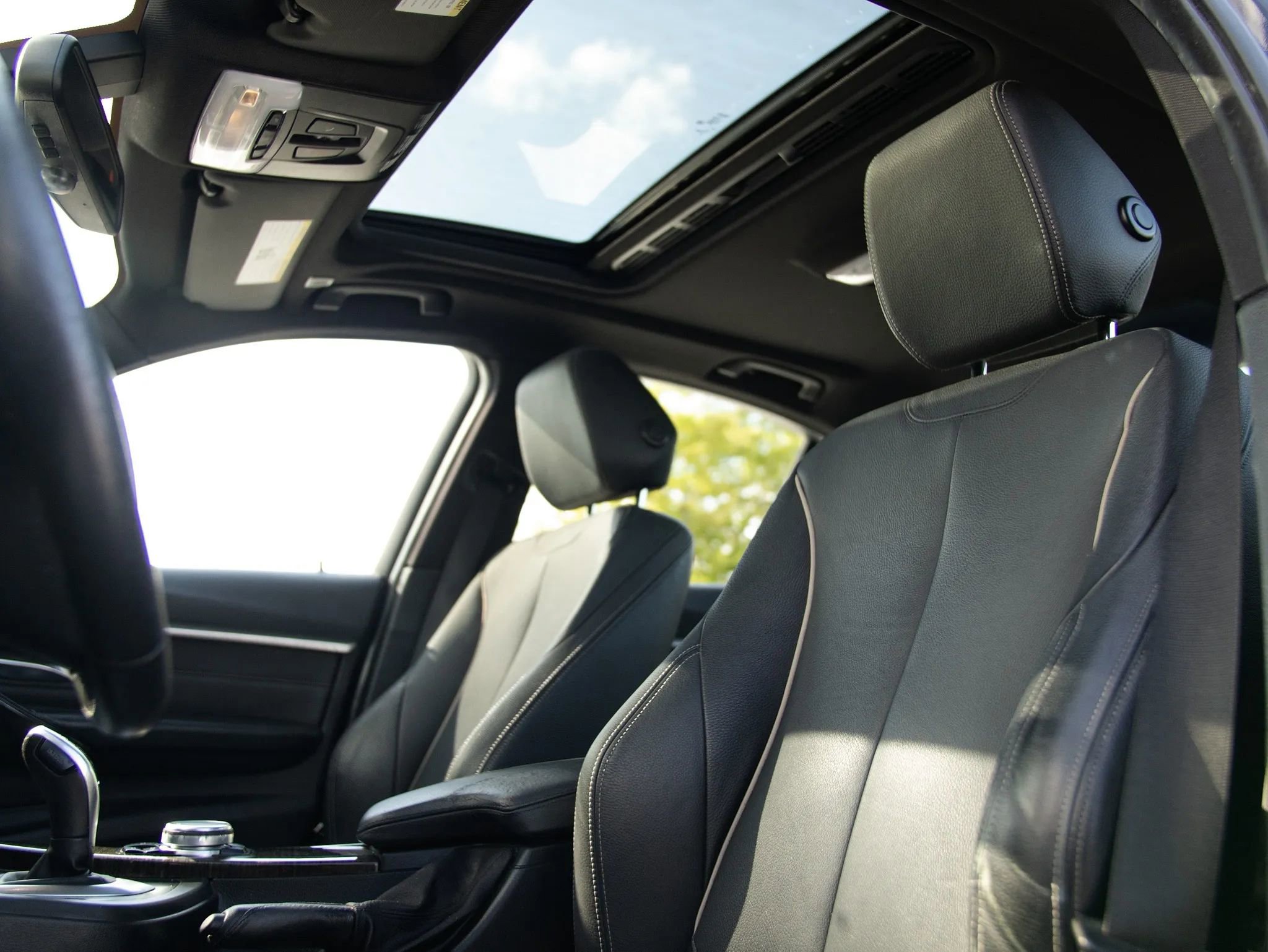 Used 2016 BMW 340i Sedan image 22