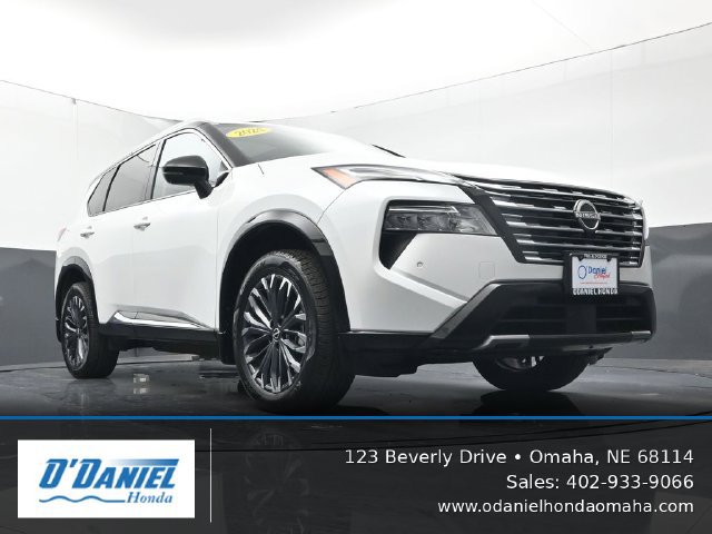 Used 2024 Nissan Rogue Platinum w/ Platinum Premium Package AWD/4WD image 14