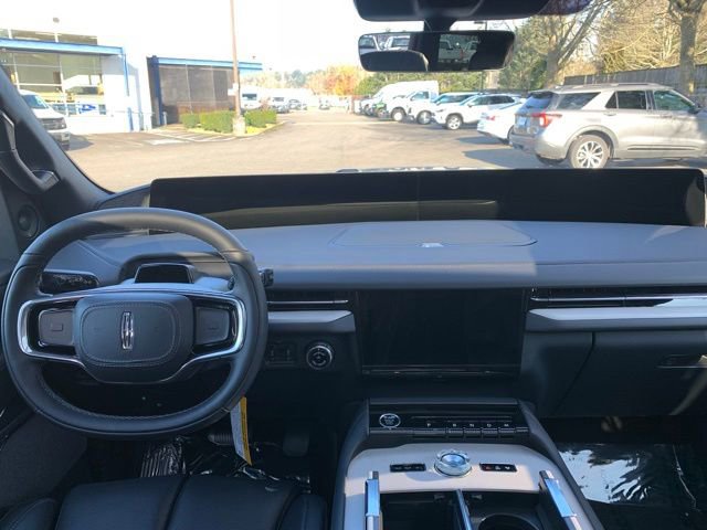 New 2026 Lincoln Navigator L Reserve w/ Jet Appearance Package image 22