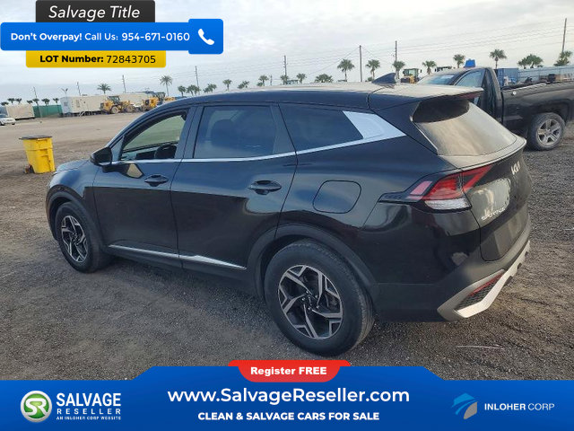 Used 2023 Kia Sportage LX image 3