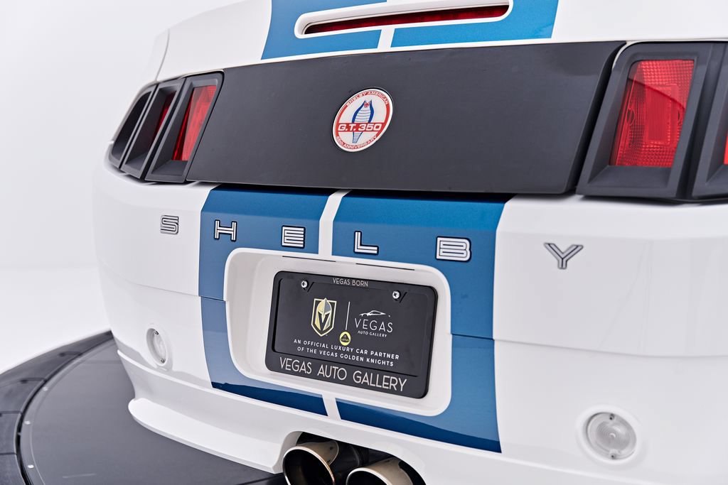 Used 2011 Ford Mustang GT Premium w/ Electronics Pkg RWD image 28