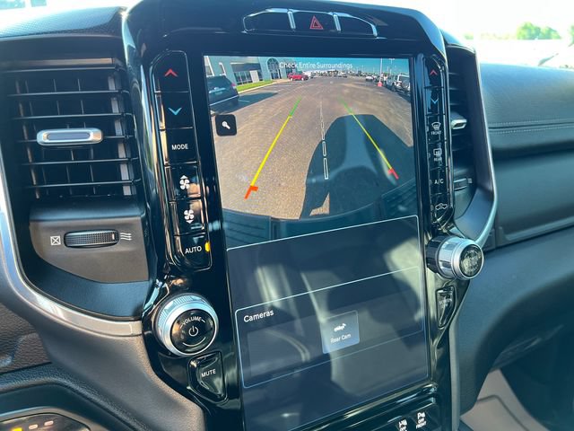 Used 2022 RAM 2500 Laramie w/ Night Edition AWD/4WD image 16