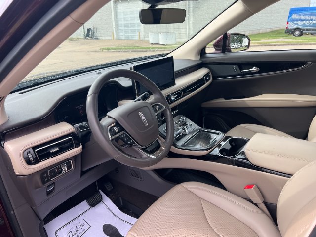 Used 2022 Lincoln Nautilus Reserve AWD/4WD image 34