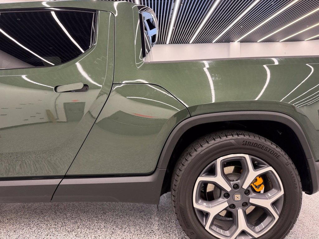 Used 2022 Rivian R1T Adventure AWD/4WD image 14