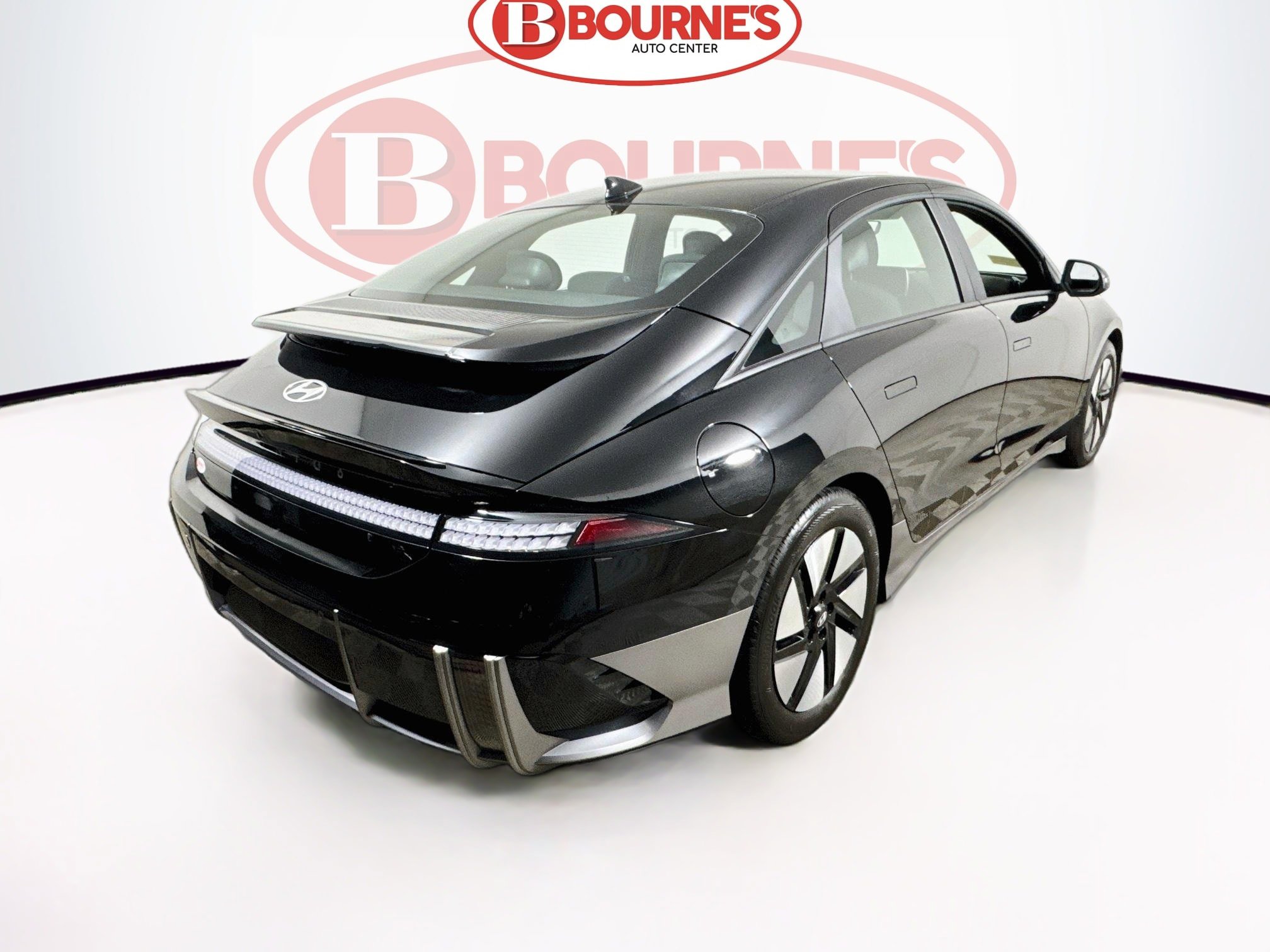 Used 2024 Hyundai Ioniq 6 SE AWD/4WD image 10